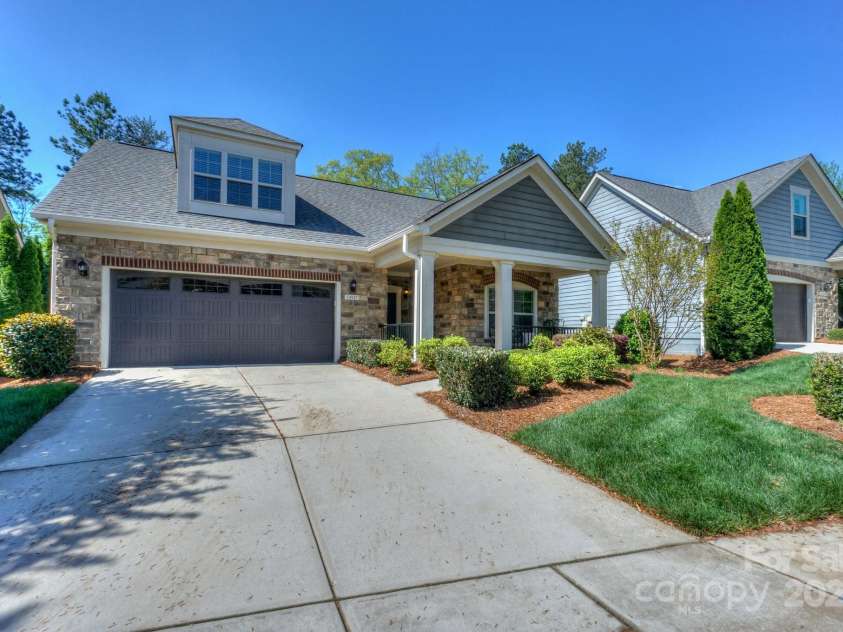 14917 Dewpoint Place, Huntersville, NC 28078.  MLS# CAR4243875, YatesRealty ID 26741. 
