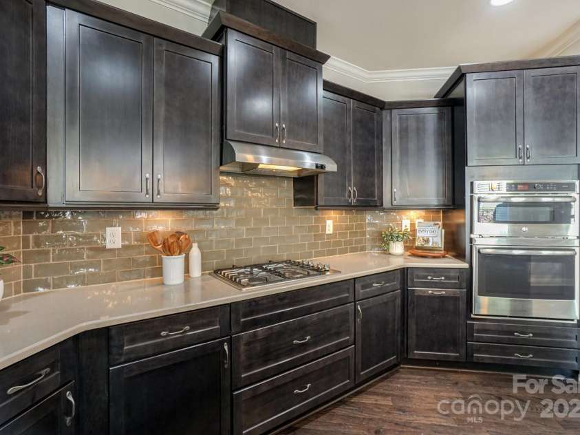 14917 Dewpoint Place, Huntersville, NC 28078.  MLS# CAR4243875, YatesRealty ID 26741. 