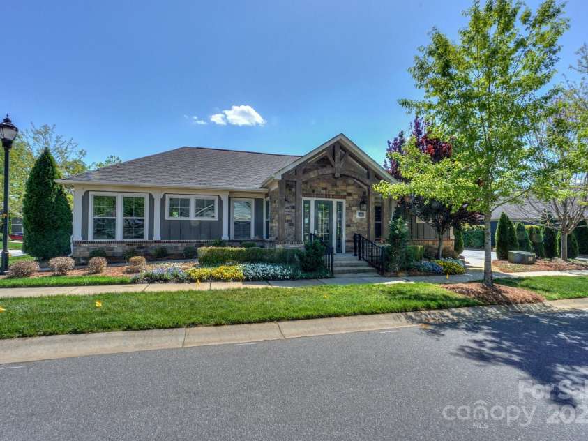 14917 Dewpoint Place, Huntersville, NC 28078.  MLS# CAR4243875, YatesRealty ID 26741. 