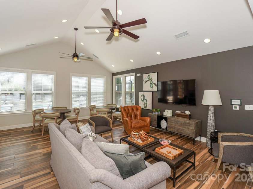14917 Dewpoint Place, Huntersville, NC 28078.  MLS# CAR4243875, YatesRealty ID 26741. 
