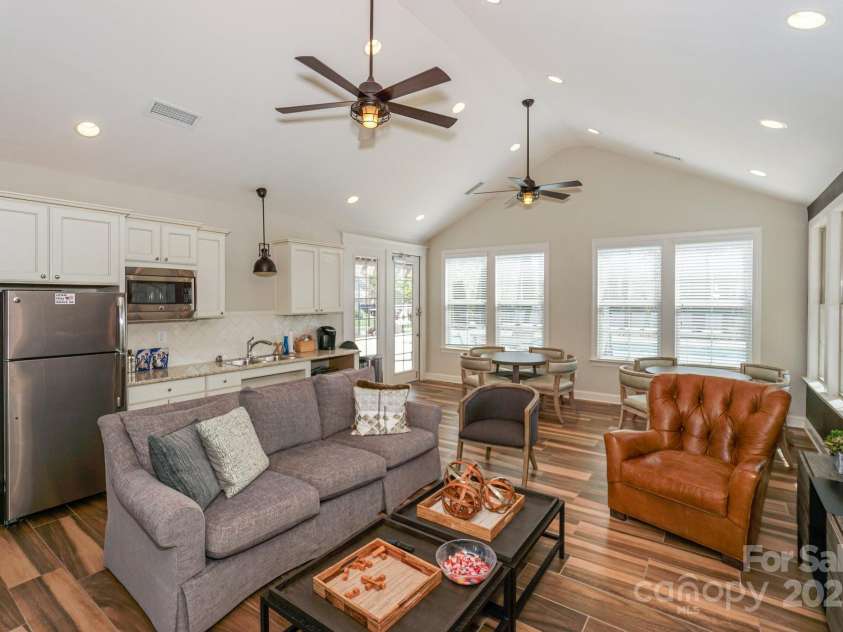 14917 Dewpoint Place, Huntersville, NC 28078.  MLS# CAR4243875, YatesRealty ID 26741. 