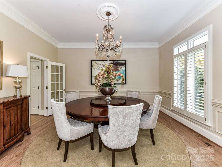 14650 Trading Path Way, Charlotte, NC 28277.  MLS# CAR4249159, YatesRealty ID 26743. Lovely dining room with crystal chandelier