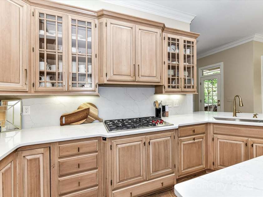 14650 Trading Path Way, Charlotte, NC 28277.  MLS# CAR4249159, YatesRealty ID 26743. New Wolf gas cooktop and new Sstl sink with chef's faucet