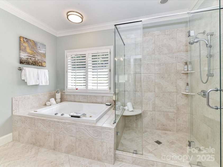 14650 Trading Path Way, Charlotte, NC 28277.  MLS# CAR4249159, YatesRealty ID 26743. SPA bath with deep whirlpool tub and WI shower