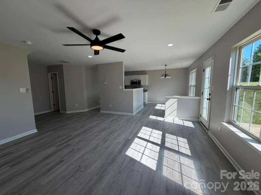 8207 Belmont Stables Drive, Charlotte, NC 28216.  MLS# CAR4384912, YatesRealty ID 26743. 