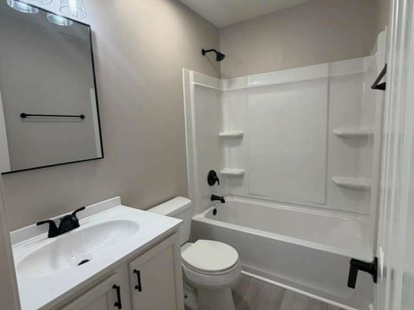 8207 Belmont Stables Drive, Charlotte, NC 28216.  MLS# CAR4384912, YatesRealty ID 26743. 