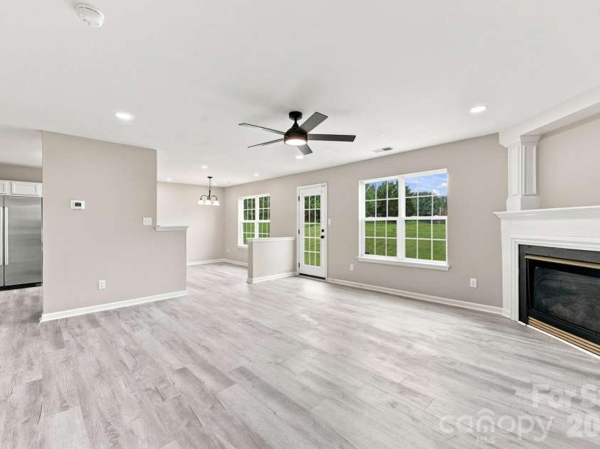 8207 Belmont Stables Drive, Charlotte, NC 28216.  MLS# CAR4409546, YatesRealty ID 26743. 