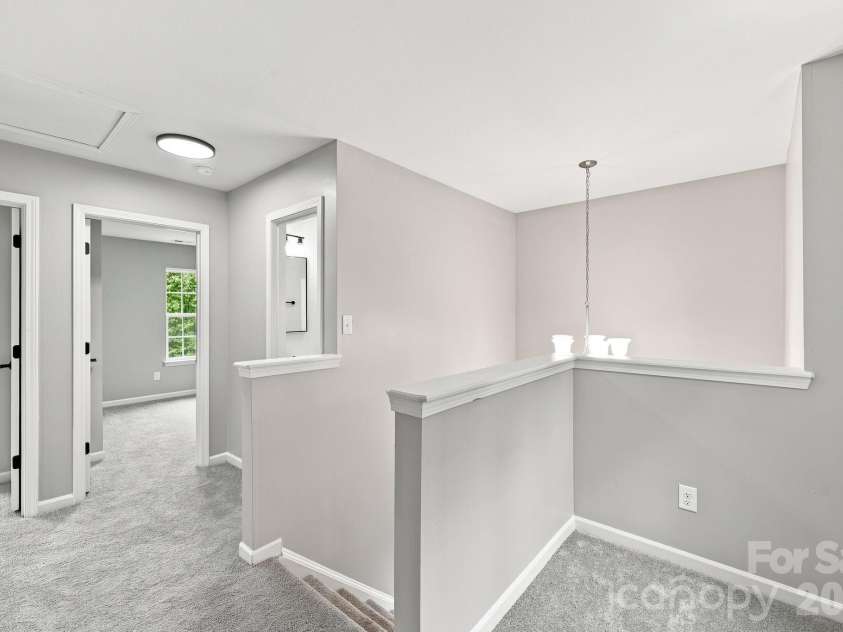 8207 Belmont Stables Drive, Charlotte, NC 28216.  MLS# CAR4409546, YatesRealty ID 26743. 