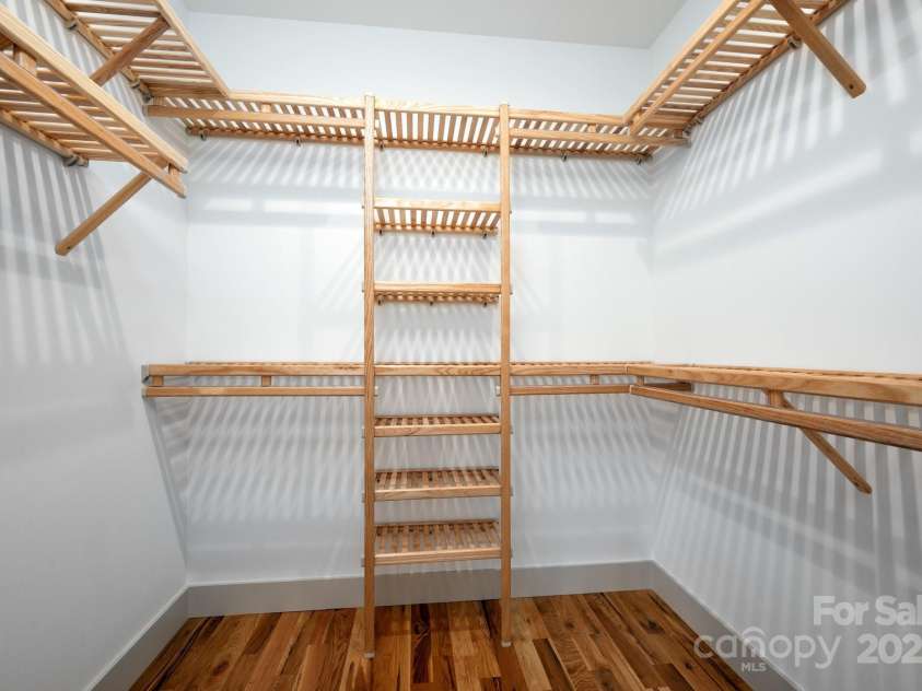11 Middlebrook Road, Asheville, NC 28805.  MLS# CAR4259341, YatesRealty ID 26744. Walk-In Closet with Built-In Organization