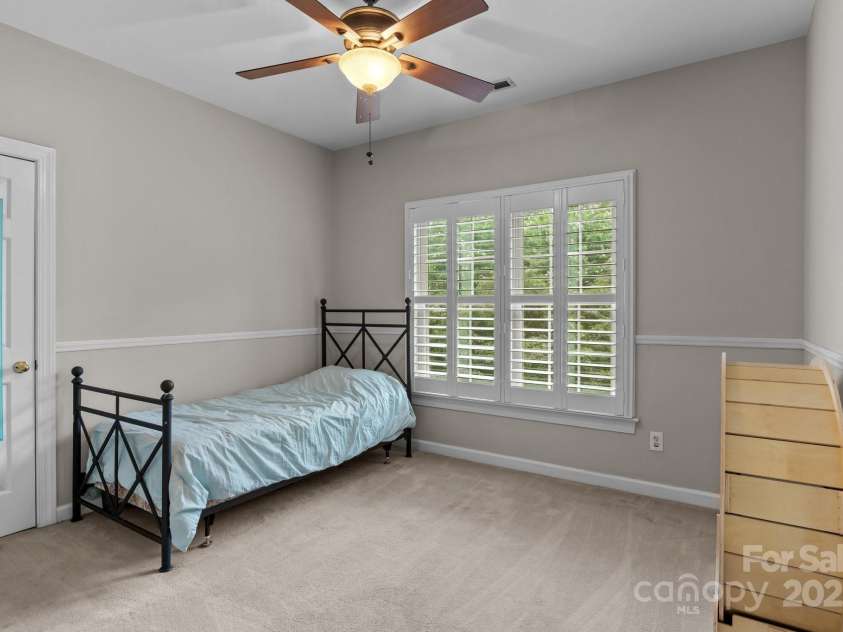 17433 Glassfield Drive, Huntersville, NC 28078.  MLS# CAR4269285, YatesRealty ID 26745. 