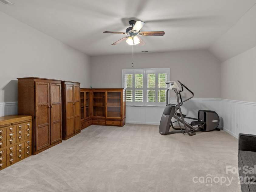17433 Glassfield Drive, Huntersville, NC 28078.  MLS# CAR4269285, YatesRealty ID 26745. 