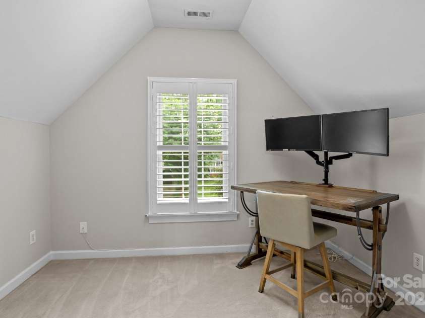 17433 Glassfield Drive, Huntersville, NC 28078.  MLS# CAR4269285, YatesRealty ID 26745. 