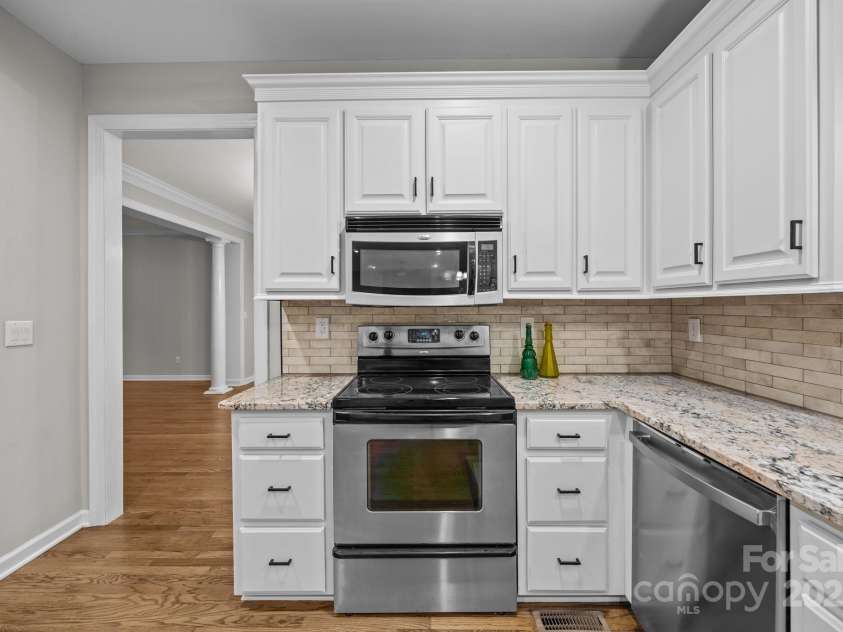 17433 Glassfield Drive, Huntersville, NC 28078.  MLS# CAR4333480, YatesRealty ID 26745. 