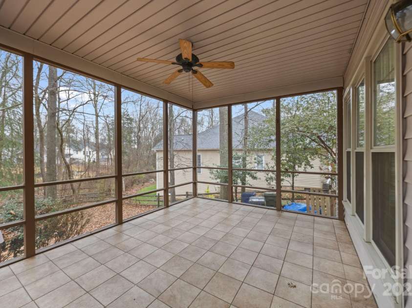 17433 Glassfield Drive, Huntersville, NC 28078.  MLS# CAR4333480, YatesRealty ID 26745. 