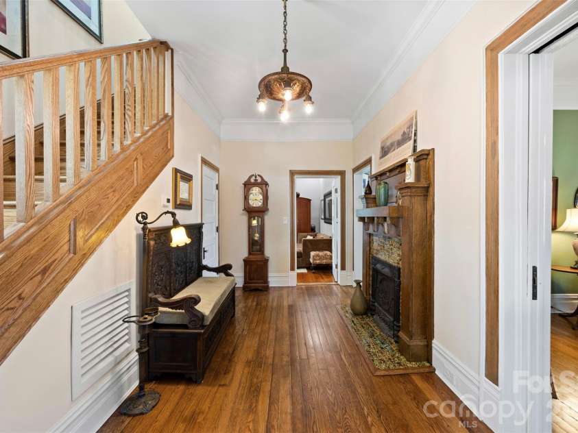 207 Academy Street, Cherryville, NC 28021.  MLS# CAR4369854, YatesRealty ID 26745. 