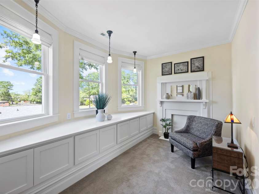 207 Academy Street, Cherryville, NC 28021.  MLS# CAR4369854, YatesRealty ID 26745. 