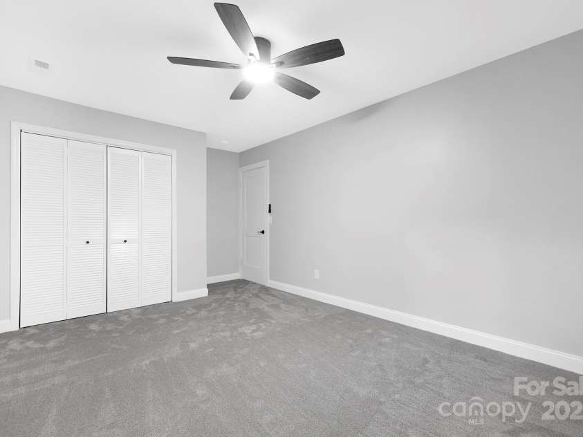 715 White oaks Circle, Monroe, NC 28110.  MLS# CAR4269457, YatesRealty ID 26746. 
