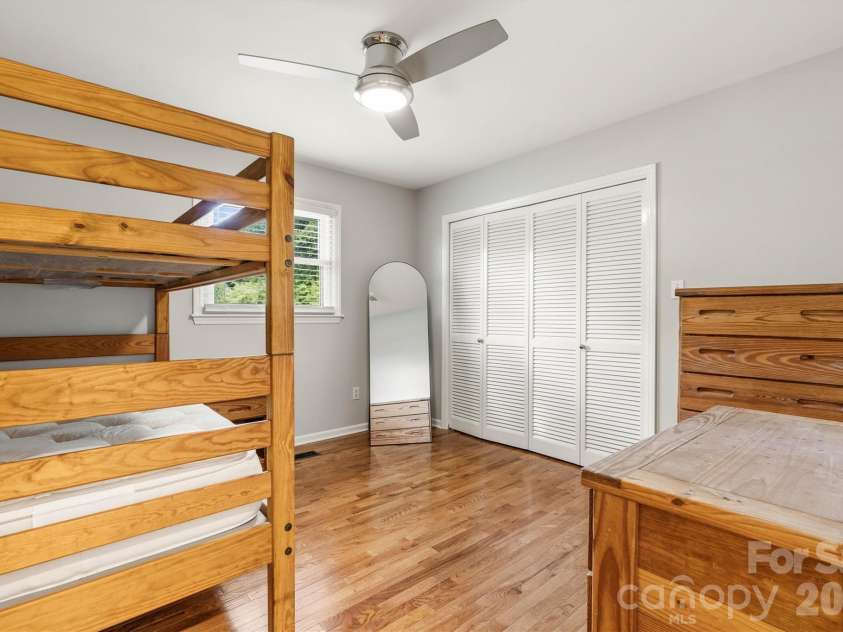 226 28th Avenue Place, Hickory, NC 28601.  MLS# CAR4386379, YatesRealty ID 26747. Third Bedroom/Closet View
