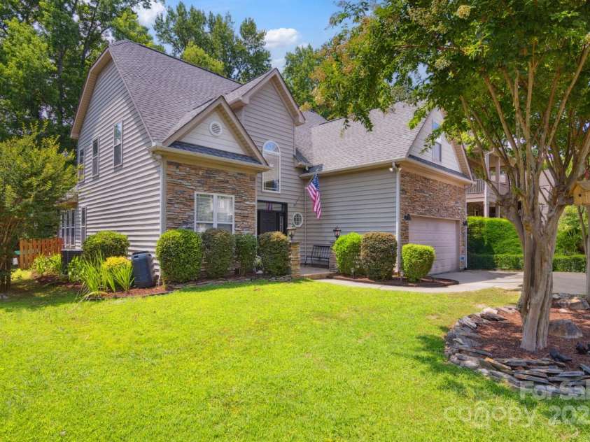 4121 Cedar Point Avenue, Stallings, NC 28104.  MLS# CAR4265176, YatesRealty ID 26747. 