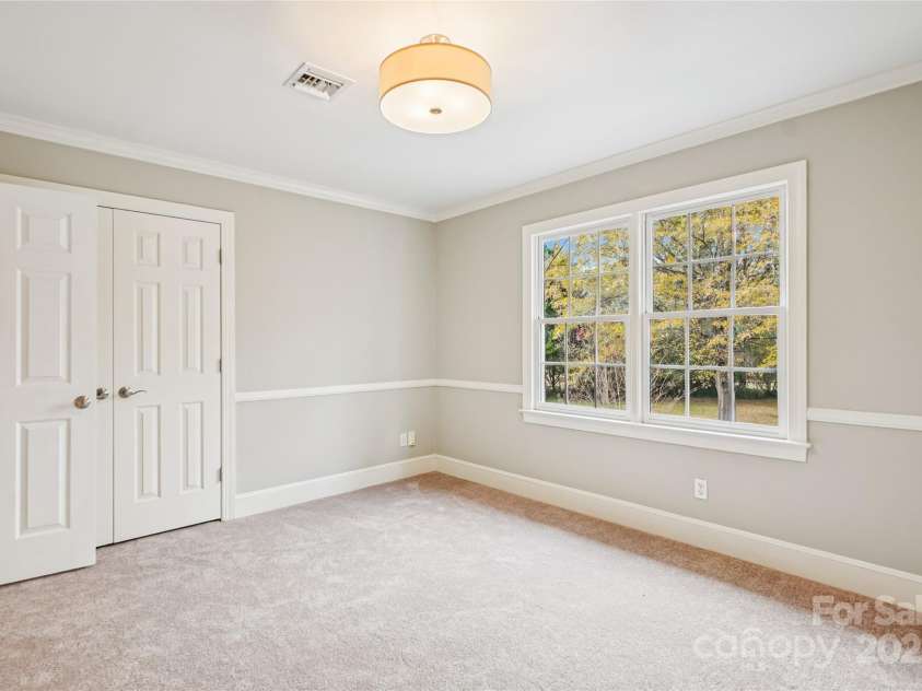 315 Red Barn Trail, Matthews, NC 28104.  MLS# CAR4267692, YatesRealty ID 26749. 2nd bedroom upstairs