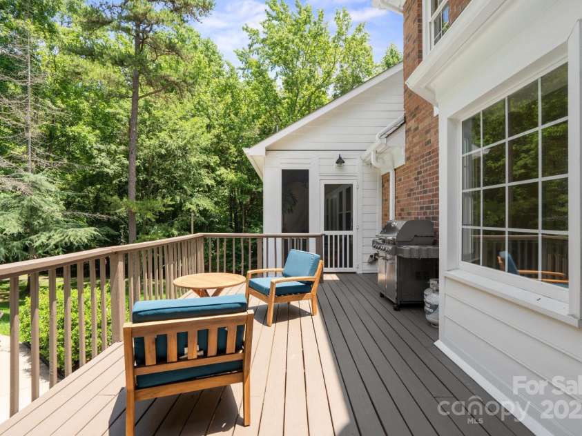 315 Red Barn Trail, Matthews, NC 28104.  MLS# CAR4267692, YatesRealty ID 26749. Deck