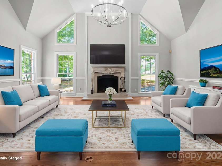 315 Red Barn Trail, Matthews, NC 28104.  MLS# CAR4267692, YatesRealty ID 26749. Virtually staged Grt Rm