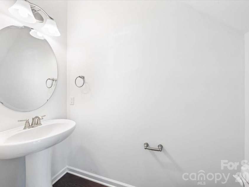 108 Prairie View Court, Belmont, NC 28012.  MLS# CAR4384112, YatesRealty ID 2675. Half Bathroom on Main Floor