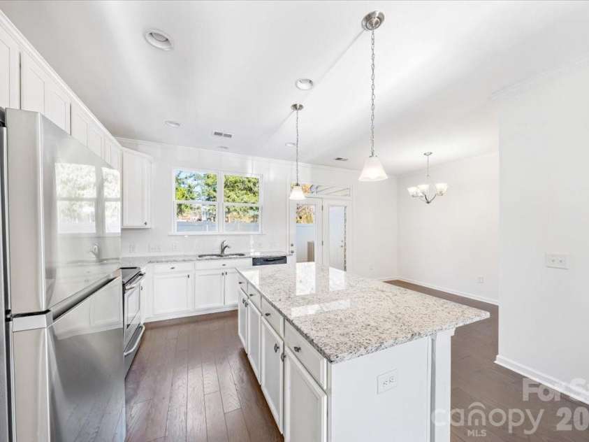 108 Prairie View Court, Belmont, NC 28012.  MLS# CAR4384112, YatesRealty ID 2675. Kitchen