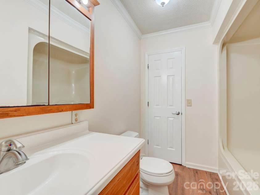 1707 David Drive, Shelby, NC 28150.  MLS# CAR4379907, YatesRealty ID 26750. 