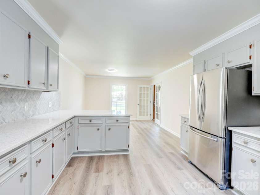 1707 David Drive, Shelby, NC 28150.  MLS# CAR4379907, YatesRealty ID 26750. 