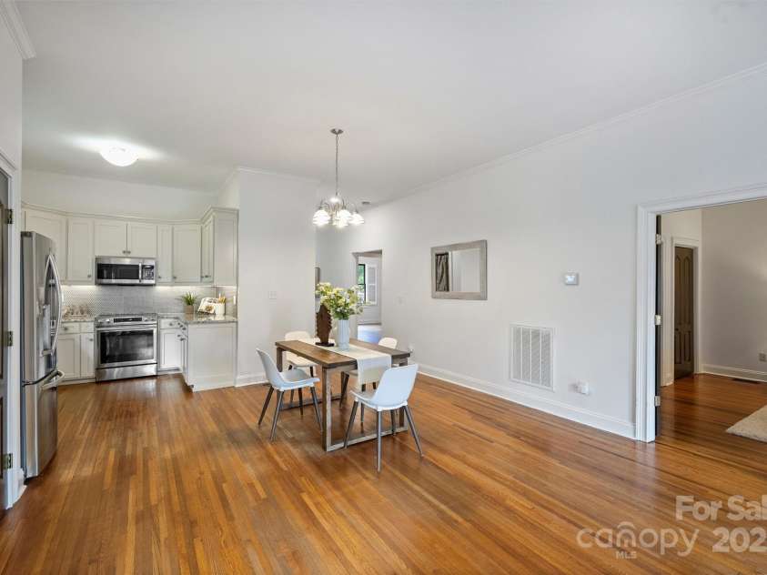3519 Card Street, Charlotte, NC 28205.  MLS# CAR4271115, YatesRealty ID 26750. 