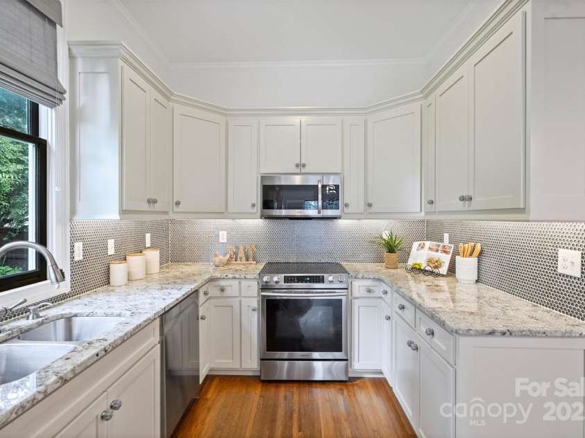 3519 Card Street, Charlotte, NC 28205.  MLS# CAR4271115, YatesRealty ID 26750. 