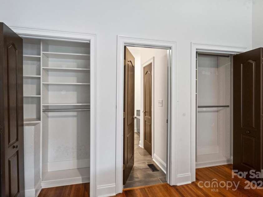 3519 Card Street, Charlotte, NC 28205.  MLS# CAR4271115, YatesRealty ID 26750. 