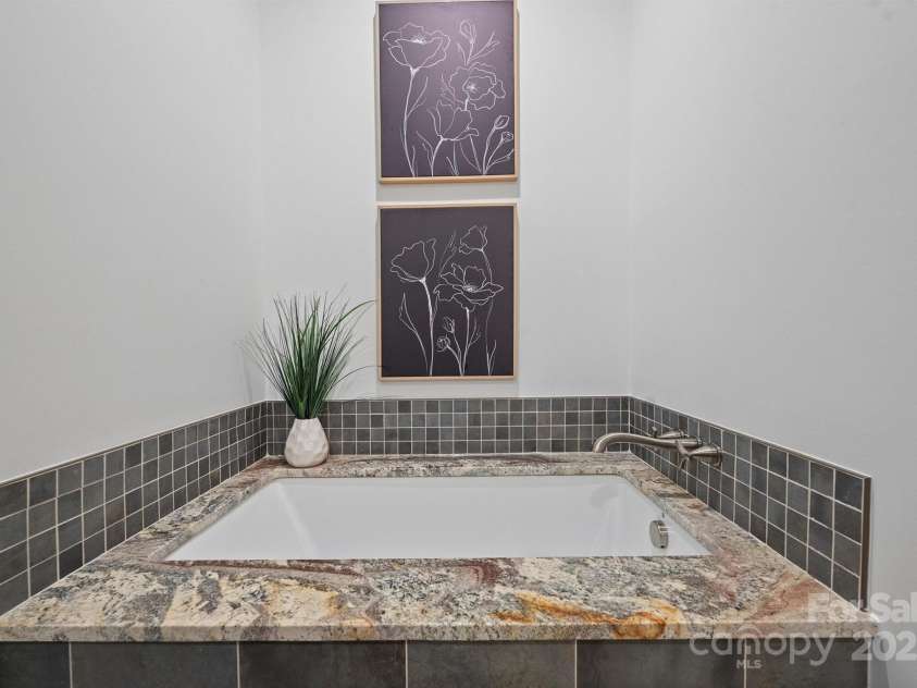 3519 Card Street, Charlotte, NC 28205.  MLS# CAR4271115, YatesRealty ID 26750. 