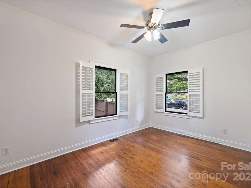 3519 Card Street, Charlotte, NC 28205.  MLS# CAR4271115, YatesRealty ID 26750. 