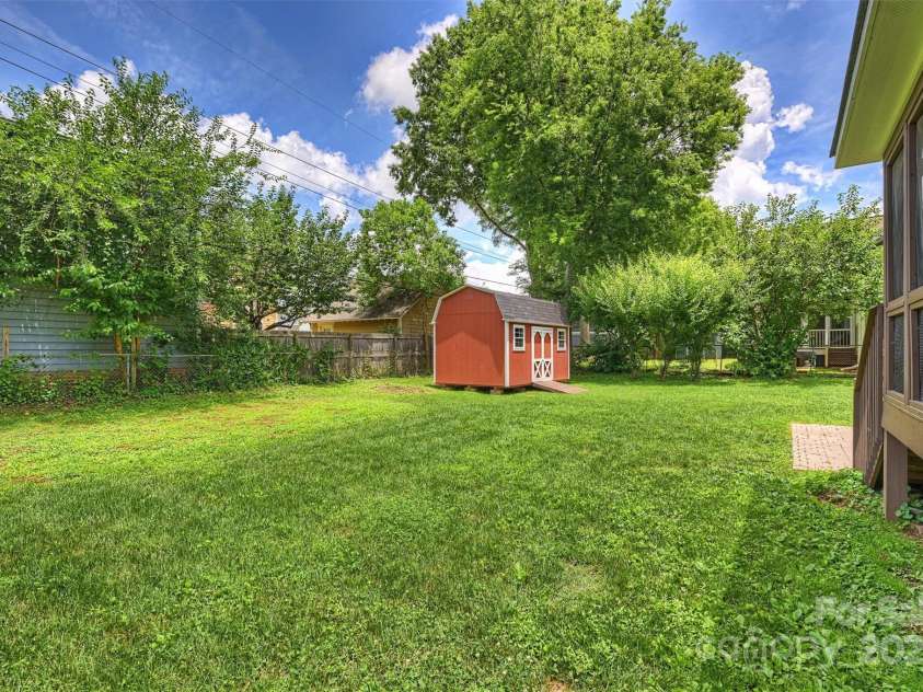 3519 Card Street, Charlotte, NC 28205.  MLS# CAR4271115, YatesRealty ID 26750. 