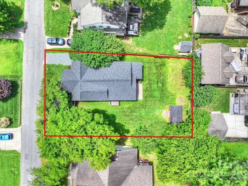 3519 Card Street, Charlotte, NC 28205.  MLS# CAR4271115, YatesRealty ID 26750. 