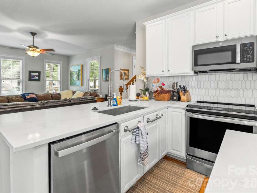 904 Tuckerton Drive, Fort Mill, SC 29708.  MLS# CAR4384697, YatesRealty ID 26753. 