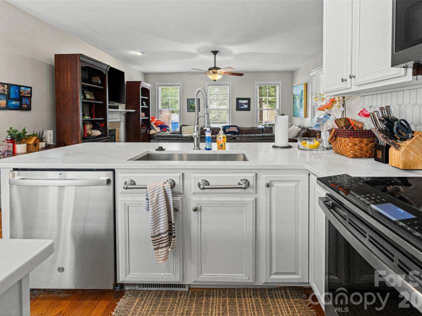 904 Tuckerton Drive, Fort Mill, SC 29708.  MLS# CAR4384697, YatesRealty ID 26753. 