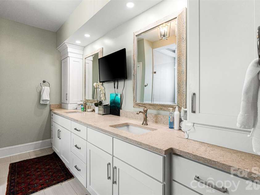 904 Tuckerton Drive, Fort Mill, SC 29708.  MLS# CAR4384697, YatesRealty ID 26753. 