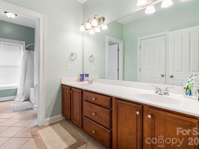 904 Tuckerton Drive, Fort Mill, SC 29708.  MLS# CAR4384697, YatesRealty ID 26753. 