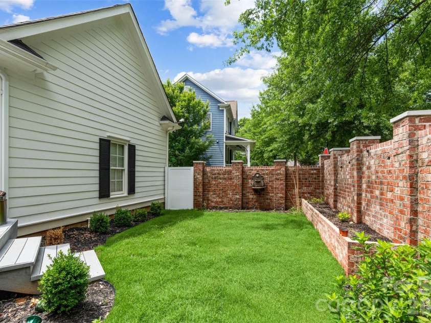 904 Tuckerton Drive, Fort Mill, SC 29708.  MLS# CAR4384697, YatesRealty ID 26753. 