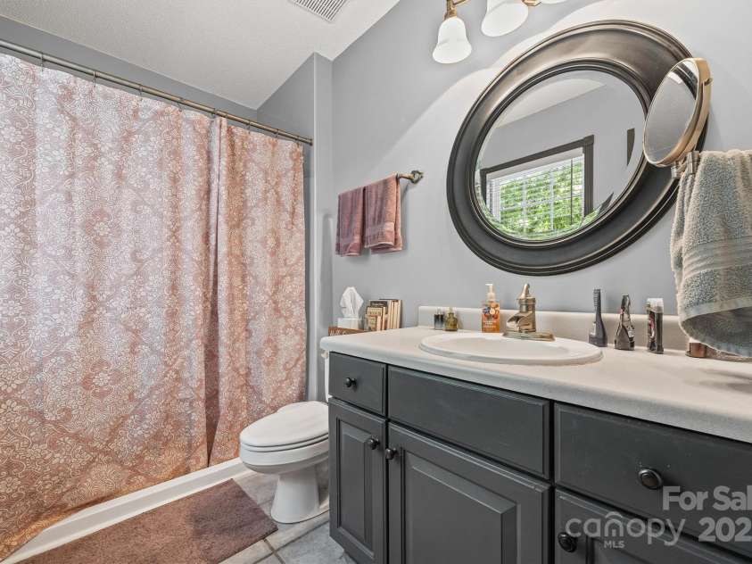 1975 Kehl Road, Clover, SC 29710.  MLS# CAR4273380, YatesRealty ID 26754. Primary Bathroom