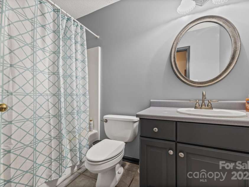 1975 Kehl Road, Clover, SC 29710.  MLS# CAR4273380, YatesRealty ID 26754. Secondary Bathroom