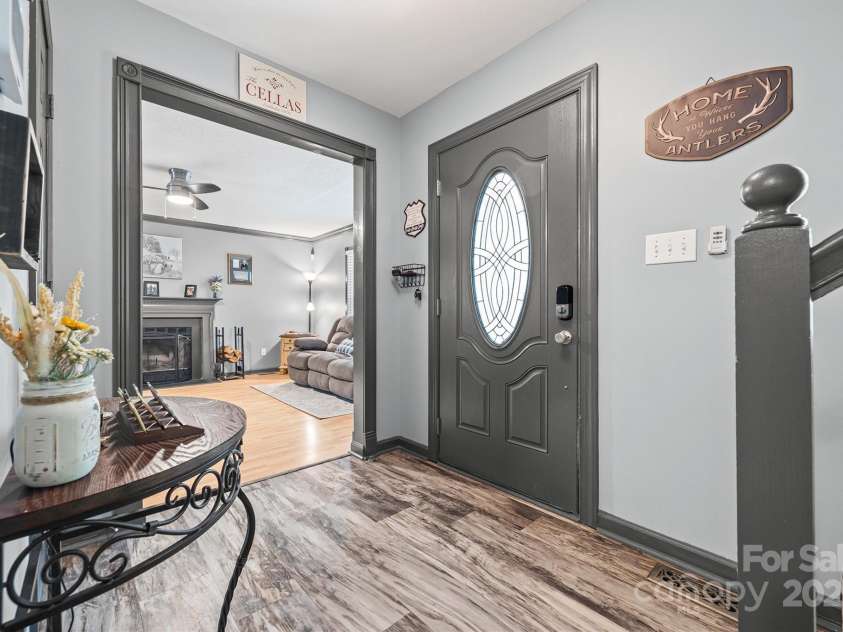 1975 Kehl Road, Clover, SC 29710.  MLS# CAR4273380, YatesRealty ID 26754. Step Inside