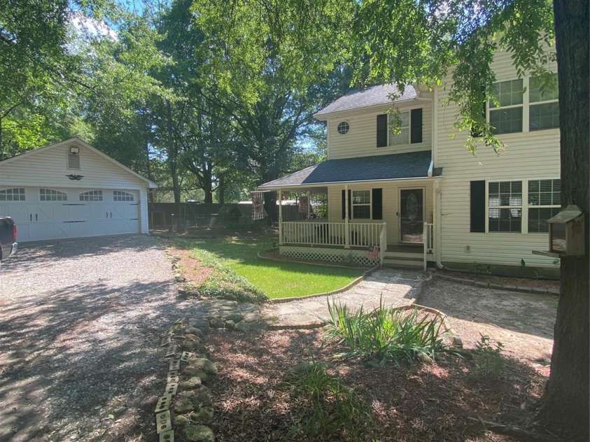 1975 Kehl Road, Clover, SC 29710.  MLS# CAR4273380, YatesRealty ID 26754. Tree'd Property