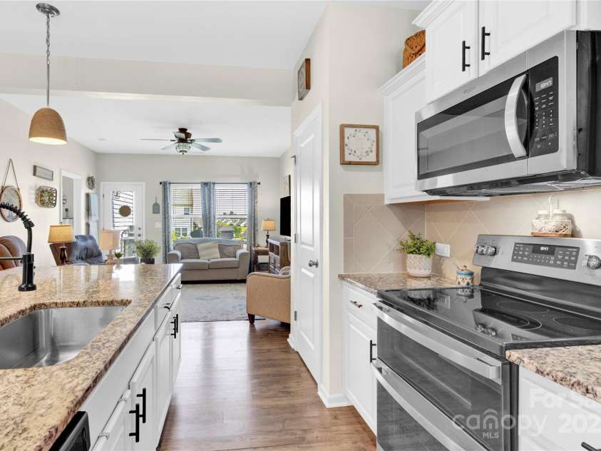 103 Blackstone Court, Statesville, NC 28677.  MLS# CAR4270407, YatesRealty ID 26755. 