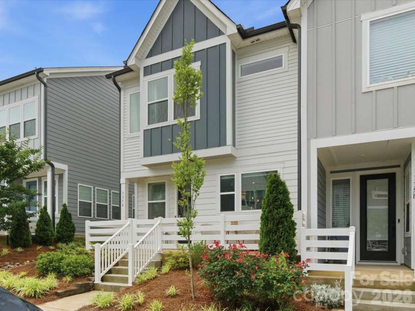 135 Berkeley Avenue, Mooresville, NC 28117.  MLS# CAR4386497, YatesRealty ID 26755. 
