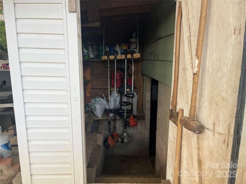 508 Rice Street, Landis, NC 28088.  MLS# CAR4275579, YatesRealty ID 26756. Entry to basement