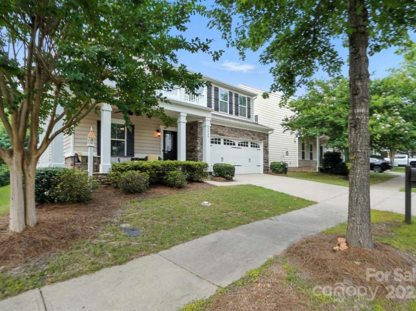 3020 Fallondale Road, Waxhaw, NC 28173.  MLS# CAR4274906, YatesRealty ID 26757. 